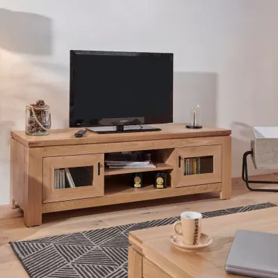 Meuble TV bas en bois clair : 2 portes et 2 niches | Hellin