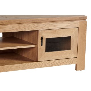 Meuble TV bas en bois clair : 2 portes et 2 niches | Hellin