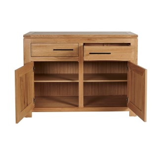 Petit buffet bas en chêne clair : 2 tiroirs et 2 portes | Hellin