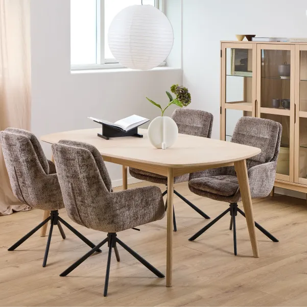 Table à manger ovale en bois blanchi L180 MARTINE - HELLIN