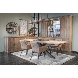 Table rectangulaire en teck recyclé pour 10 personnes avec son piétement central métallique noir en étoile