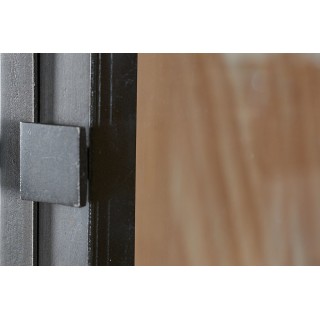 Vaisselier en bois massif recyclé pour une ambiance campagne aux accents indus