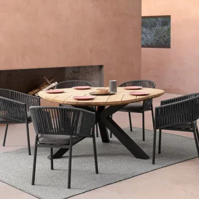 Table à manger de jardin triangulaire en teck et métal L160 CAP FERRET - HELLIN