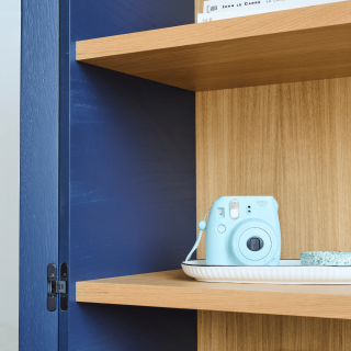 Vitrine vaisselier 2 portes vitrées 4 tiroirs bois bleu JOSEPHINE - HELLIN