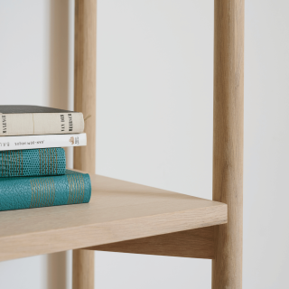 Bibliothèque scandinave en chêne blanchi 4 tablettes BRENDA - HELLIN