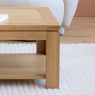 Table basse moderne en bois massif. Chene de France - HELLIN