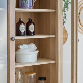 Buffet vaisselier en chêne blanchi 2 portes vitrées 2 tiroirs 2 portes bois VICTORIA - HELLIN