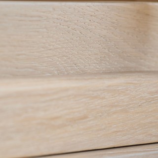 Buffet vaisselier en chêne blanchi 4 portes vitrées 4 tiroirs 4 portes bois VICTORIA - HELLIN