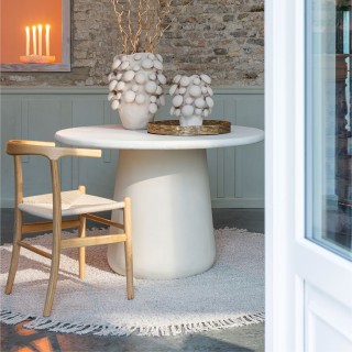 Table à manger ronde organique beige D118 MILLY - HELLIN