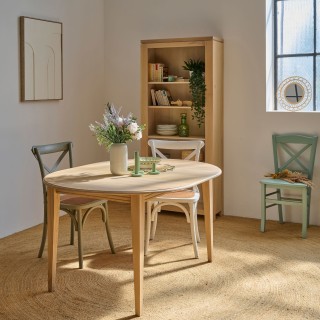 Table ronde extensible chêne blanchi 4/6 places D115 pieds fuseau avec 1 allonge VICTORIA - HELLIN