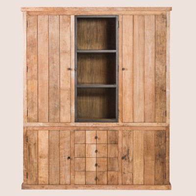 Vaisselier en bois massif recyclé pour une ambiance campagne aux accents indus