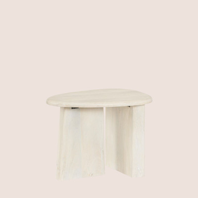 Table basse de salon triangulaire forme galet en bois de manguier L60 JUAREZ - HELLIN