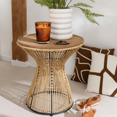 Bout de canapé ethnique en rotin et métal noir ANAYA - HELLIN