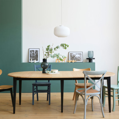 Table ronde extensible Victoria : trois rallonges et pied renfort