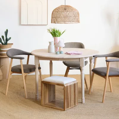 Table ronde extensible chêne blanchi 4/6 places D115 pieds tournés VICTORIA - HELLIN